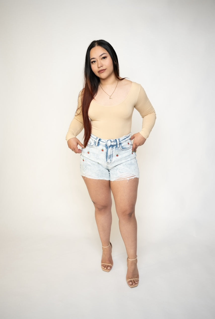 Cherry Embroidery Shorts
