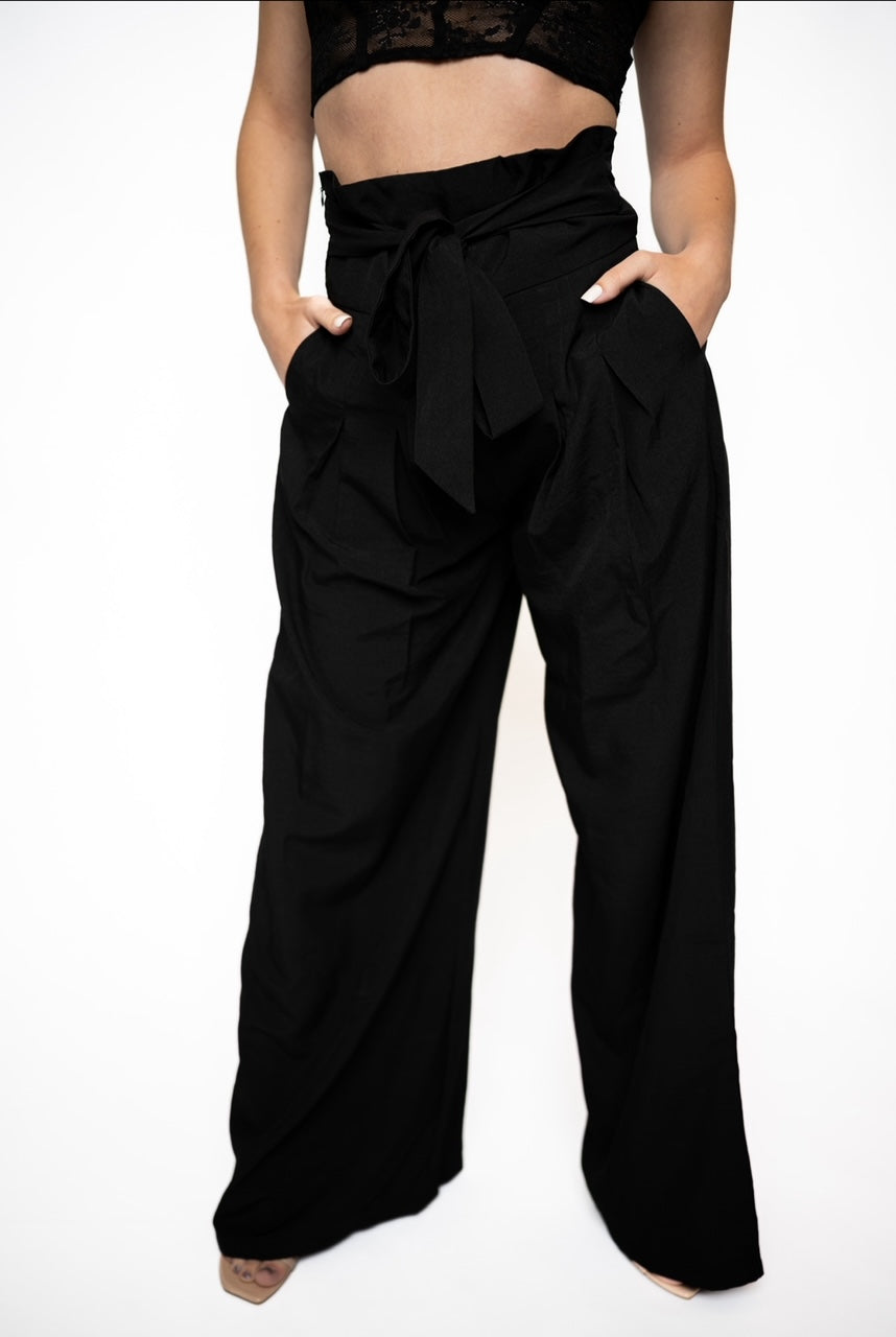 DOUBLE PLEATED WIDE LONG PANTS.